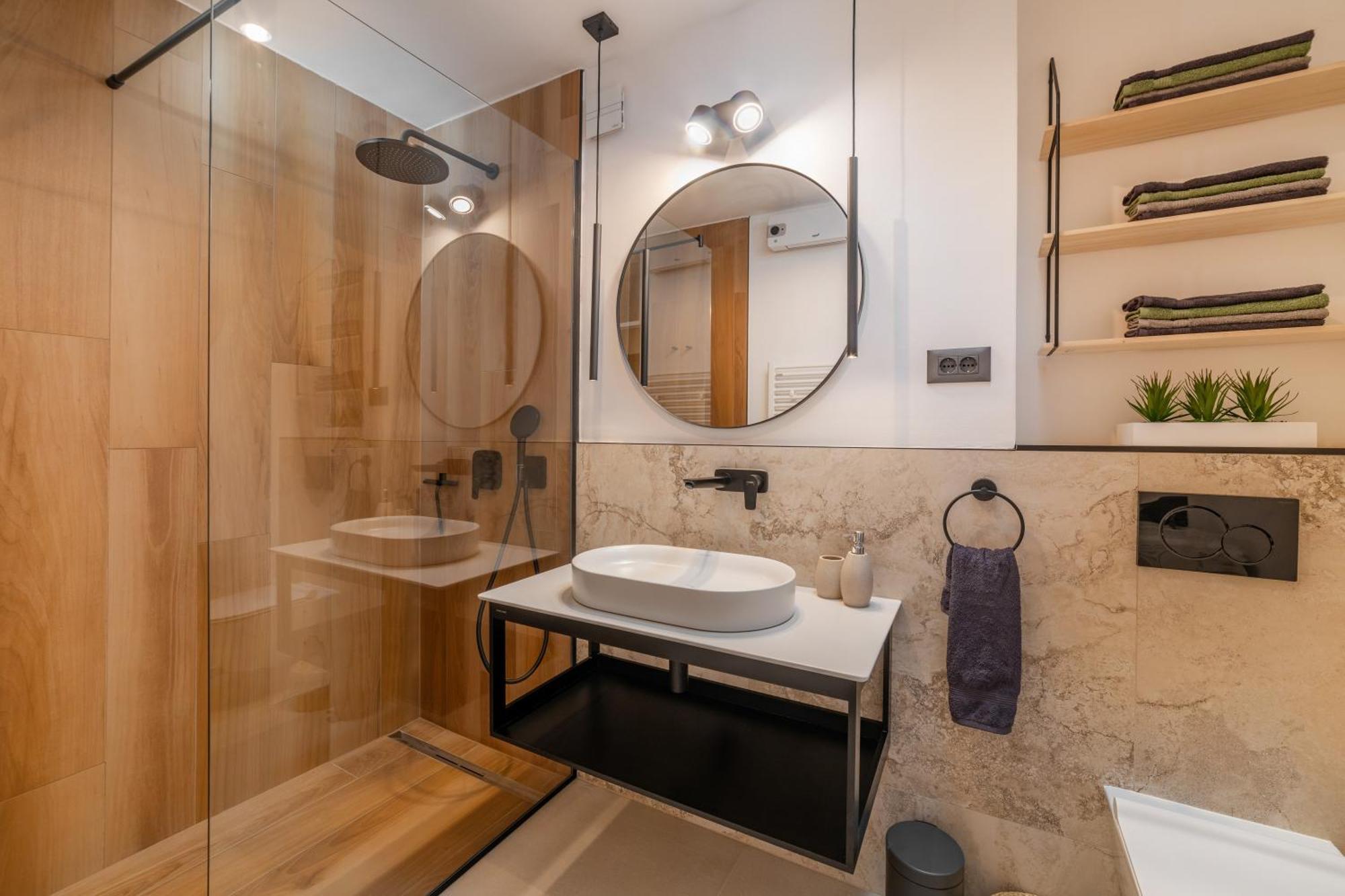 Cro.Lo Modern Retreat Apartment Split Exterior photo