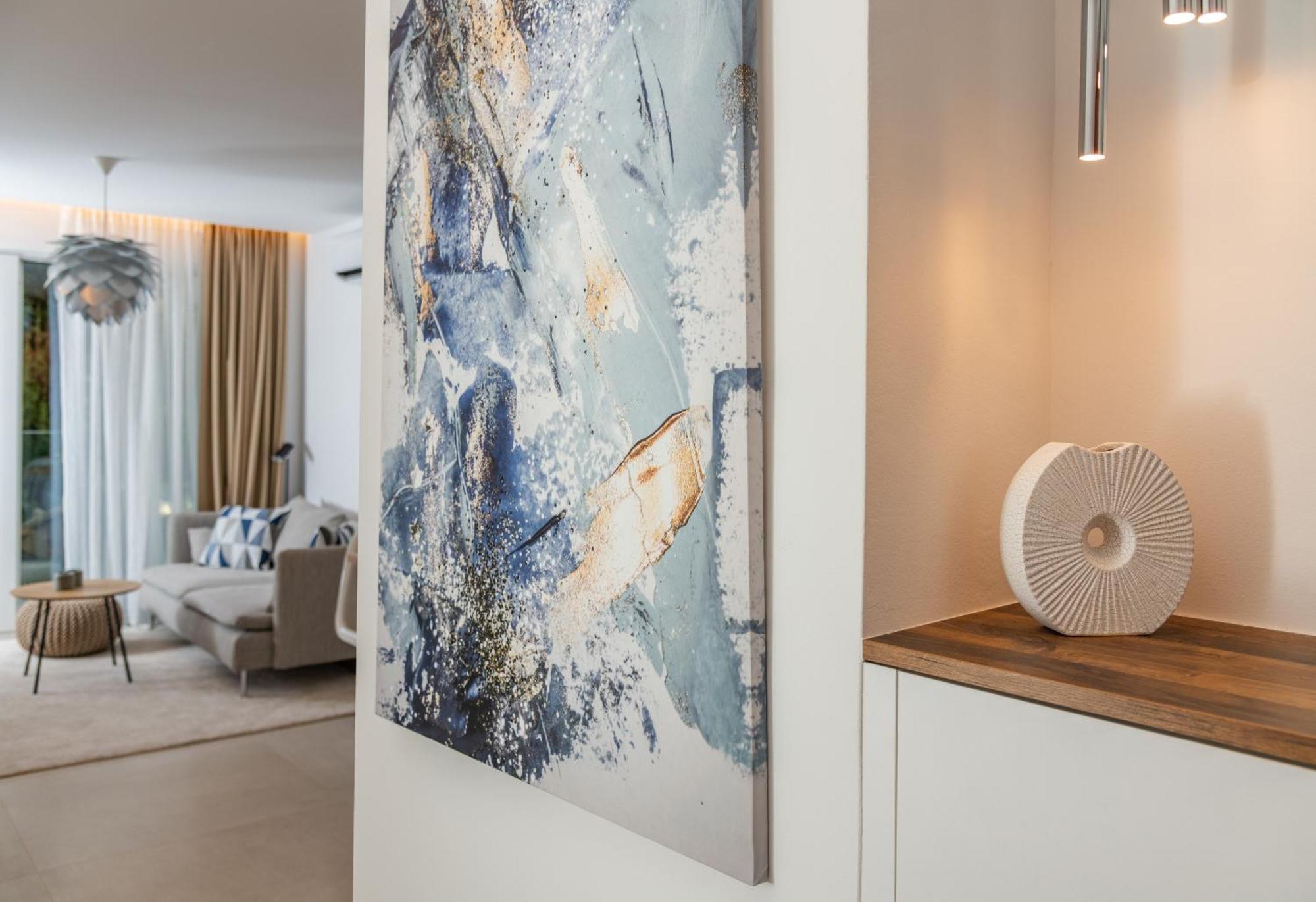 Cro.Lo Modern Retreat Apartment Split Exterior photo